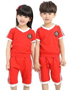 Đồng phục áo phông học sinh cổ tim màu đỏ viền trắng