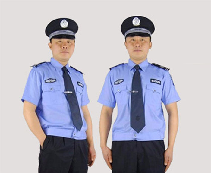 Quần áo bảo vệ mùa hè: Quần âu - Áo sơ mi dài tay hoặc ngắn tay