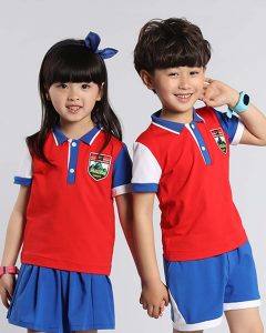 Đồng phục học sinh mầm non - áo polo đỏ phối xanh nổi bật