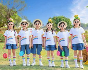 Đồng phục học sinh mầm non màu trắng phối sắc màu