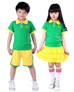 Đồng phục học sinh mầm non tông xanh lá - vàng nổi bật